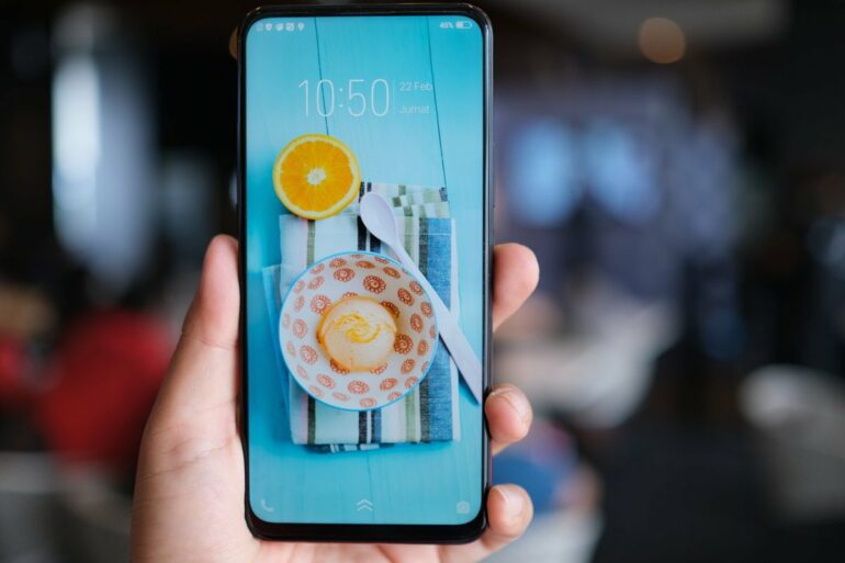 Review Vivo V15: Smartphone Layar Penuh dengan Kamera Depan Pop-Up Pertama di Indonesia 72 Vivo V15 ultra allscreen