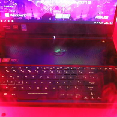 ASUS ROG Zephyrus 5 ASUS ROG Zephyrus 5