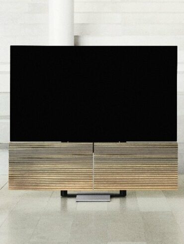 Bang & Olufsen Beovision Harmony: OLED TV 77 Inci dengan Speaker yang Bisa Dilipat 27 Bang Olufsen Beovision Harmony 2