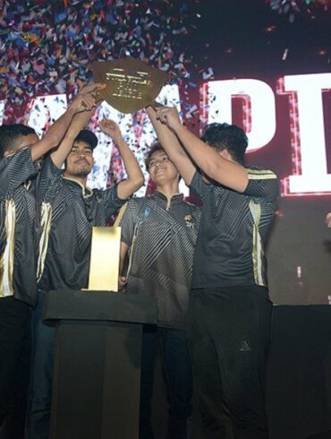 Juara 1 Turnamen DGPL Juara 1 Turnamen DGPL