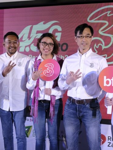 3 Indonesia Gelar Program Ramadan Dobel Berkah untuk Wujudkan Semangat Wirausaha dan Berbagi Kebaikan 27 3 Indonesia 1