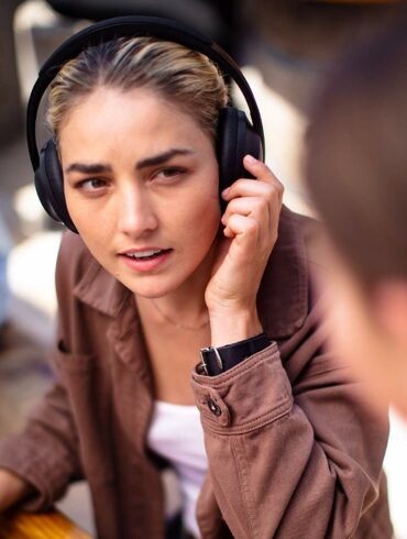 Bose Headphones 700 1 Bose Headphones 700 1