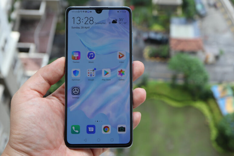 Huawei P30 depan