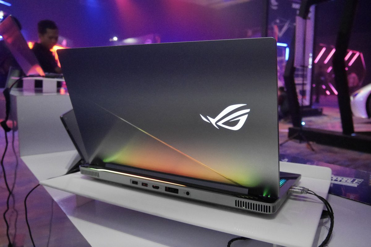 ASUS ROG be unstoppable 8