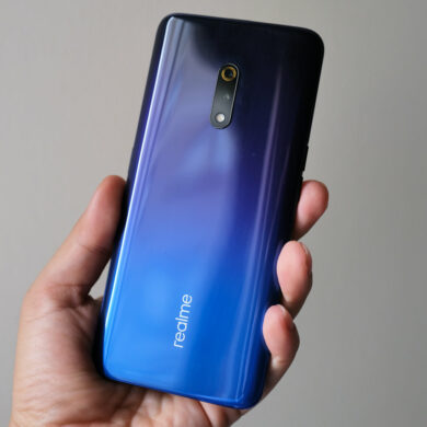Realme X belakang