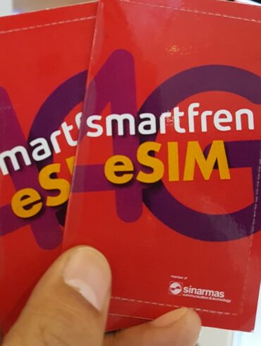 Pertama di Indonesia, Smartfren Luncurkan Teknologi eSIM 27 eSIM 2
