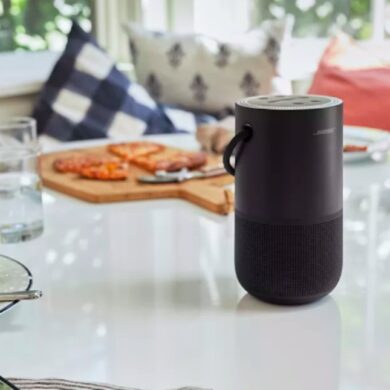 Bose portable home speaker 1