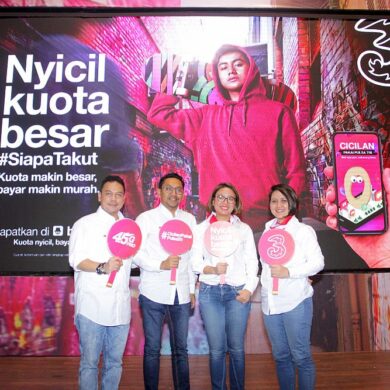 Cicilan pakai pulsa tri
