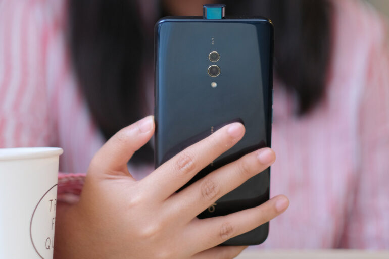 OPPO K3 belakang OPPO K3 belakang