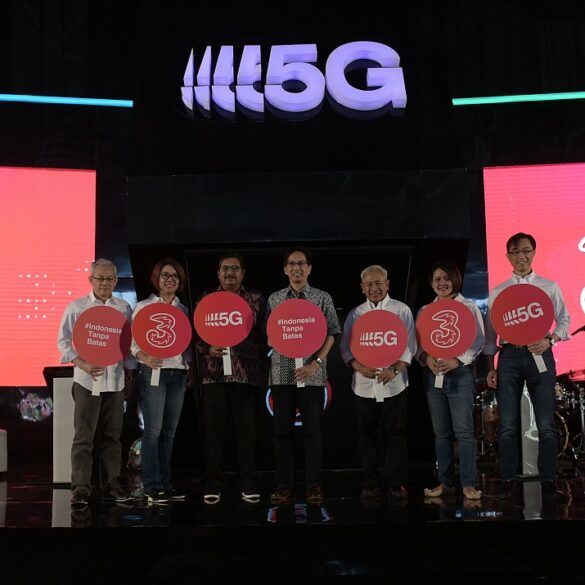 Tri Gelar Uji Coba 5G di Surabaya 23 Tri uji coba 5G
