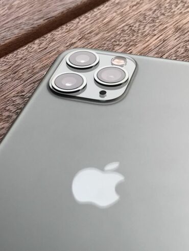 iPhone 11 Pro 3