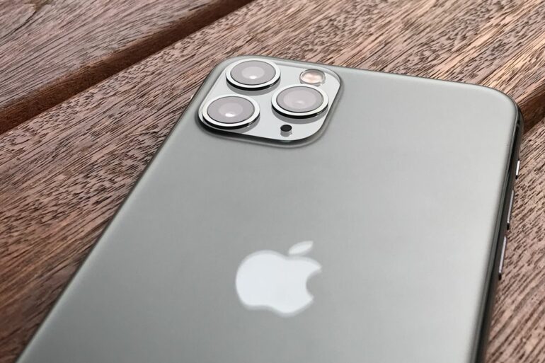 iPhone 11 Pro 3