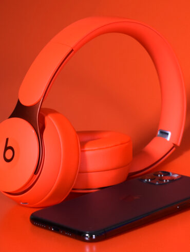 Apple Beats Solo Pro Apple Beats Solo Pro