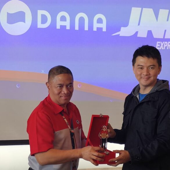 DANA Resmi Jadi Fasilitas Pembayaran Digital Untuk Layanan Ekspedisi JNE 37 DANA JNE 1