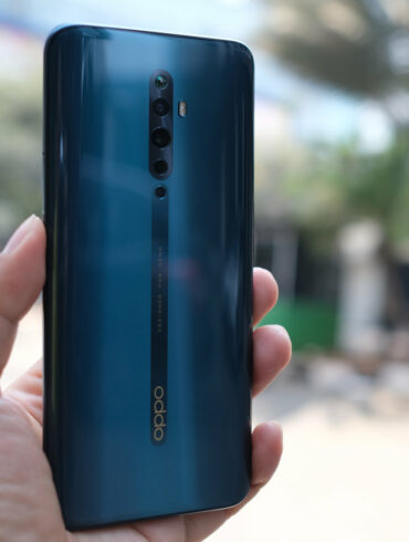 OPPO Reno 2F quad camera
