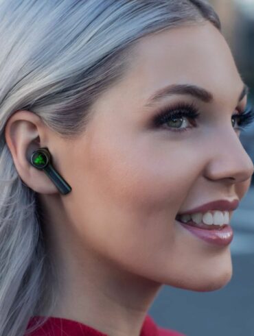Inilah Deretan Wireless Earphone Terbaik untuk Main Game di Smartphone 32 Razer Hammerhead True Wireless Earbuds 1
