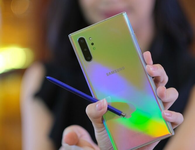 samsung galaxy note 10 aura glow samsung galaxy note 10 aura glow