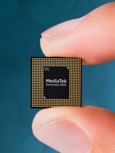 1 Chip in hand Dimensity 1000 1 Chip in hand Dimensity 1000
