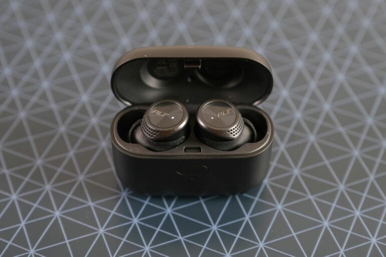 Plantronics Backbeat Pro 5100 2