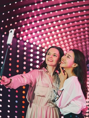 Ricoh Theta SC2: Kini Bisa Rekam Video 4K dan Dilengkapi Memori Internal 14GB 33 Ricoh Theta SC2 1