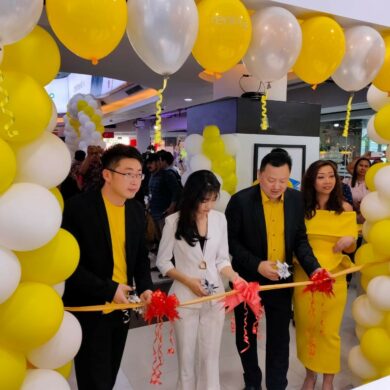 realme official service center WTC Surabaya