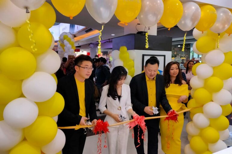 realme official service center WTC Surabaya realme official service center WTC Surabaya