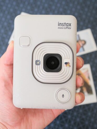 Fujifilm Instax Mini LiPlay 1 Fujifilm Instax Mini LiPlay 1