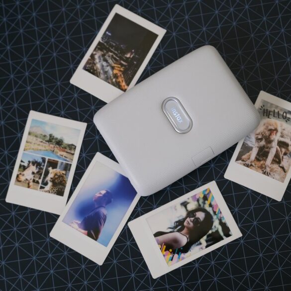 Review Fujifilm INSTAX Mini Link: Printer INSTAX Pertama Fujifilm dengan Sensor Gerak 21 Instax Mini link 1