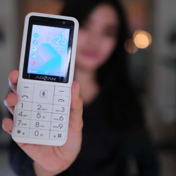 IM3 Ooredoo Luncurkan Hape Online, 4G Feature Phone Seharga 400 Ribuan Rupiah 25 im3 ooredoo hape online