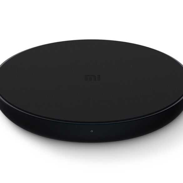 Xiaomi Hadirkan Mi Wireless Charging Pad dan Mi Motion-Activated Night Light 2 di Indonesia 27 1. Mi Wireless Charging Pad 1