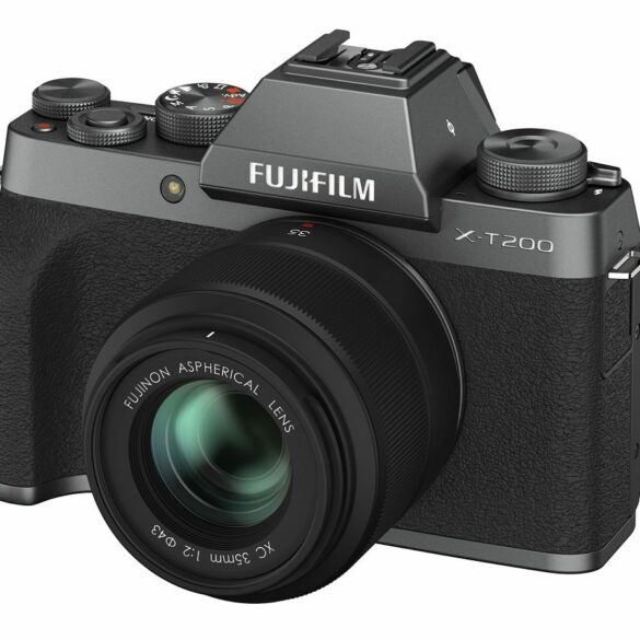Fujifilm X T200 1