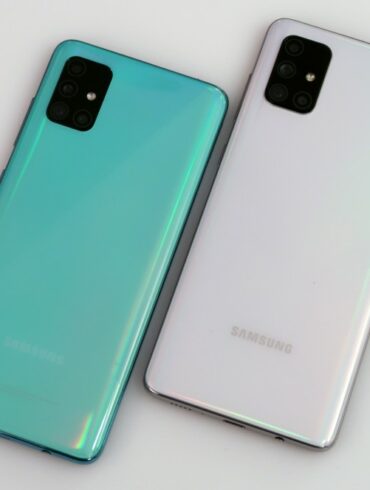 Galaxy A51 dan Galaxy A71 Galaxy A51 dan Galaxy A71