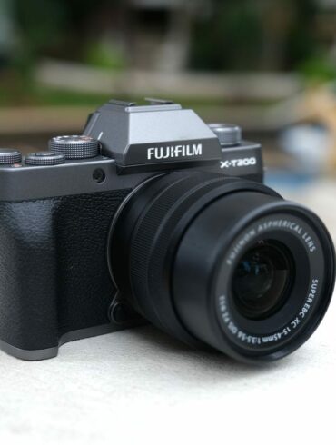 Fujifilm X T200 1