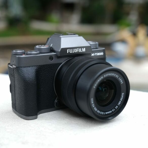 Fujifilm X T200 1
