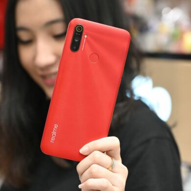 Realme C3 merah belakang Realme C3 merah belakang