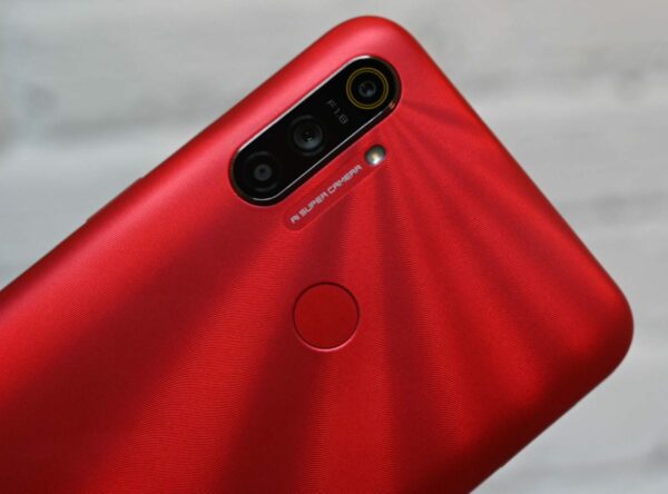 Realme C3 red kamera
