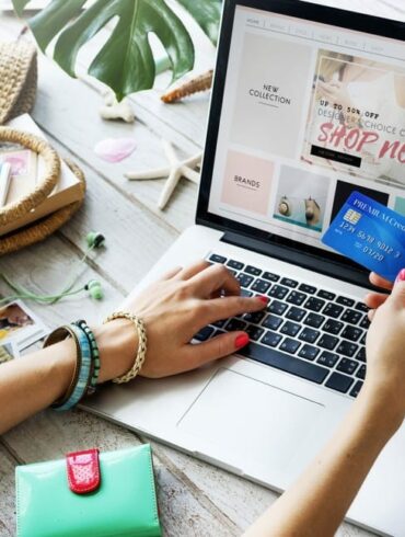 HARBOLNAS, Cara Mudah Meningkatkan Penjualan UMKM 28 ilustrasi online shopping