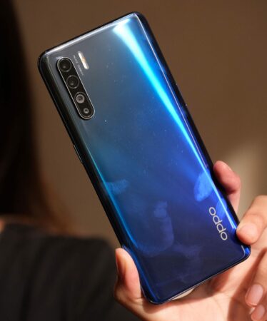 oppo reno 3 blue belakang oppo reno 3 blue belakang