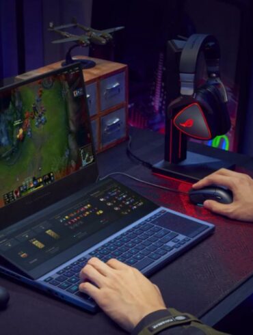 ASUS ROG GX550 C05 v8 Light 1