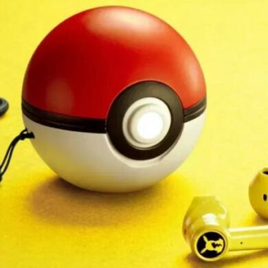 Razer hammerhead Pikachu 1