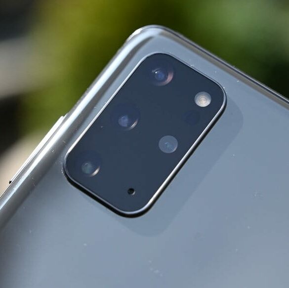 Samsung Galaxy S20 kamera belakang