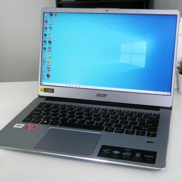 Review Acer Swift 3 SF314-41 Athlon 300U: Laptop 6 Jutaan dengan Layar IPS, Cocok untuk Pelajar 107 Acer Swift 3 Athlon 300U 1