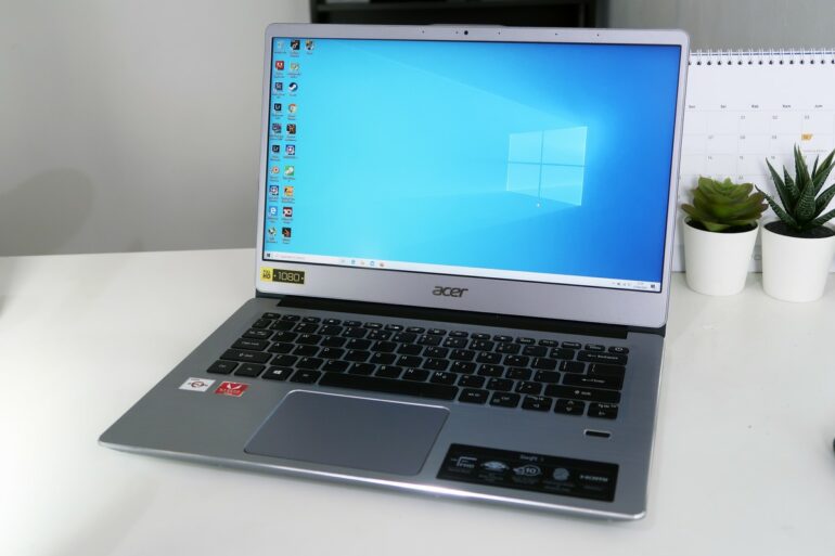 Acer Swift 3 Athlon 300U 1