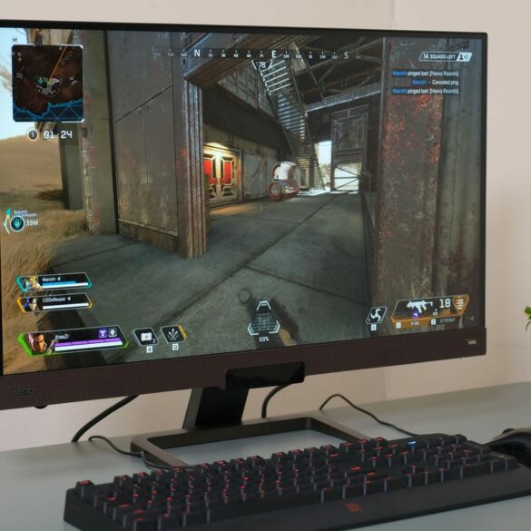 5 Fitur Unggulan BenQ EX2780Q, Monitor Gaming 144Hz yang Juga Cocok Bagi <em>Content Creator</em> 22 BENQ EX2780Q gaming samping