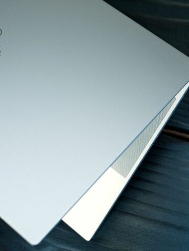 Razer Blade 15 Studio Edition 2020 4 Razer Blade 15 Studio Edition 2020 4