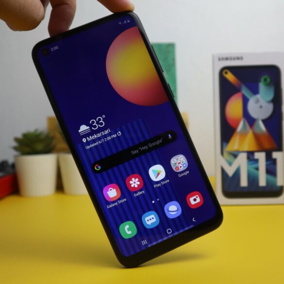 Galaxy M11 thumbnail