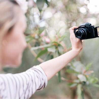 Panasonic Lumix G100 1