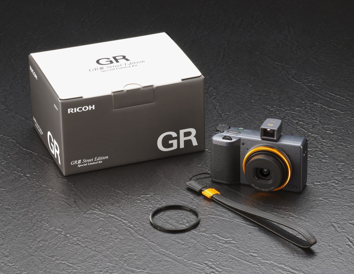 Ricoh GR III Street Edition Special Limited Kit 1