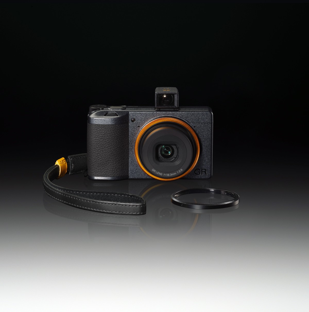 Ricoh GR III Street Edition Special Limited Kit 3