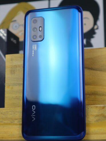 Vivo V19 Arctic Blue 5